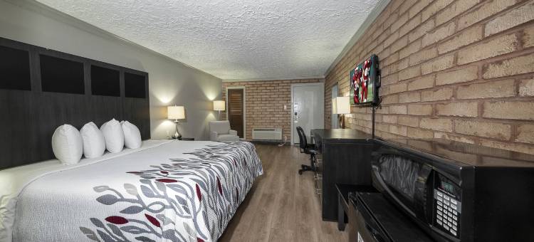 门罗红顶酒店(Red Roof Inn Monroe)图片