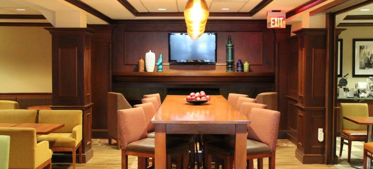 长岛布鲁克海文欢朋酒店(Hampton Inn Long Island-Brookhaven)图片