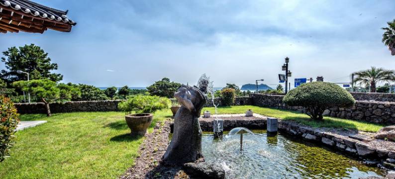 汉拏宫酒店(Jeju Hanok Hotel Hallagung)图片