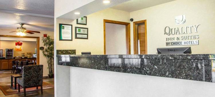 安克尼-迪蒙恩凯艺套房酒店(Quality Inn & Suites Ankeny-Des Moines)图片