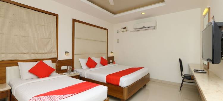 OYO 683 什里查克拉旅馆酒店(OYO 683 Hotel Sri Chakra Inn)图片