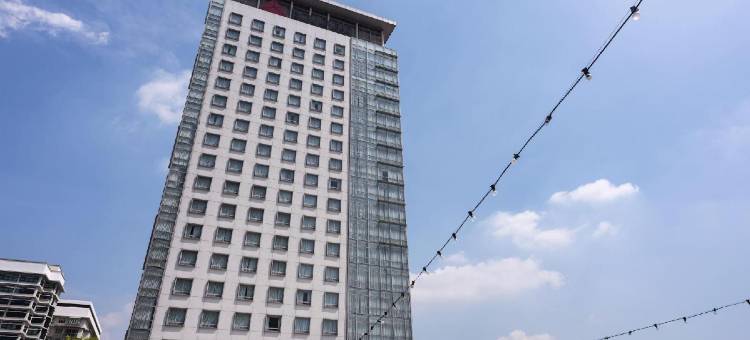 大道 - 圣吉尔酒店(St. Giles Boulevard)图片