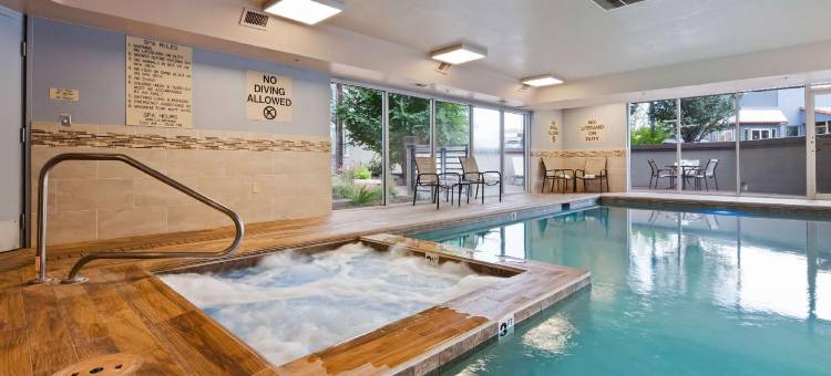 维斯塔峰贝斯特韦斯特优质套房酒店(Best Western Plus Peak Vista Inn  Suites)图片