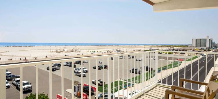 Days Inn & Suites by Wyndham Wildwood图片