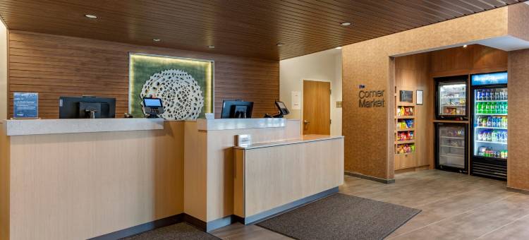 桑达斯基费尔菲尔德套房旅馆(Fairfield Inn & Suites Sandusky)图片