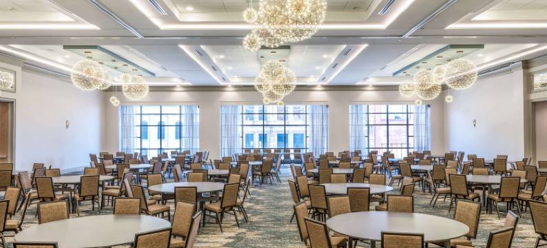 Homewood Suites by Hilton托莱多市中心(Homewood Suites by Hilton Toledo Downtown)图片