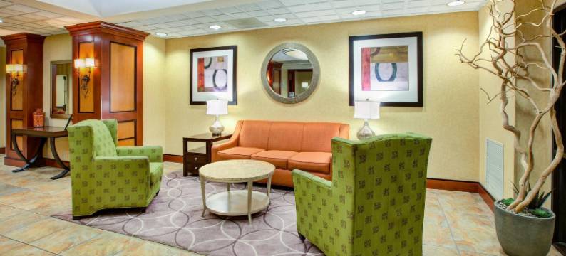 智选假日套房酒店韦恩堡 by IHG(Holiday Inn Express & Suites FORT WAYNE by IHG)图片