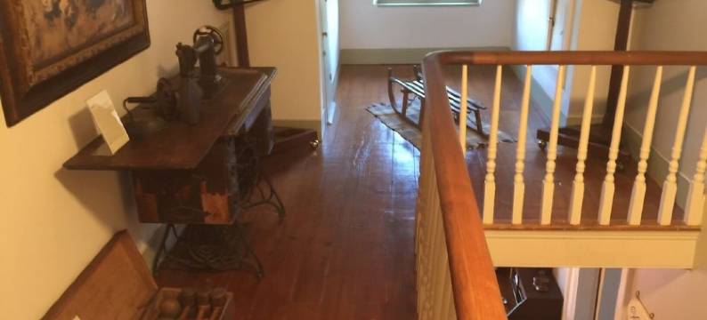 威拉德里查旅馆(Willard Richards Inn)图片