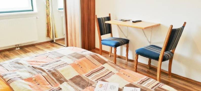 盖斯特豪斯兹尔维本玫瑰旅馆(Gästehaus Zur weißen Rose)图片