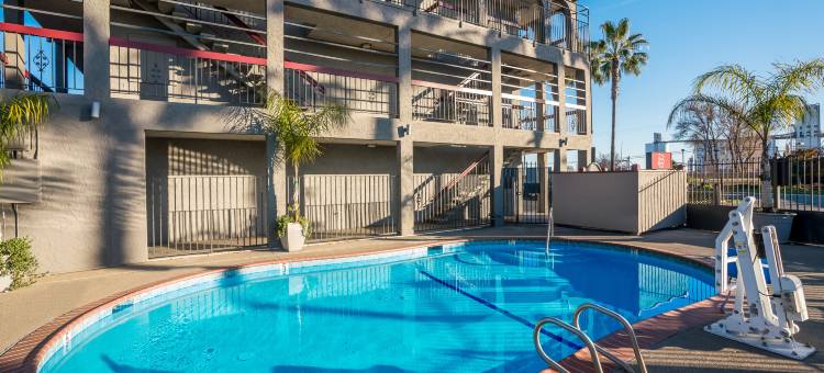 斯托克顿红顶酒店(Red Roof Inn Stockton)图片