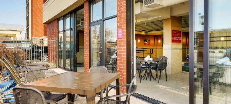 圣路易斯圣彼得斯德鲁里套房酒店(Drury Inn & Suites St. Louis St. Peters)图片