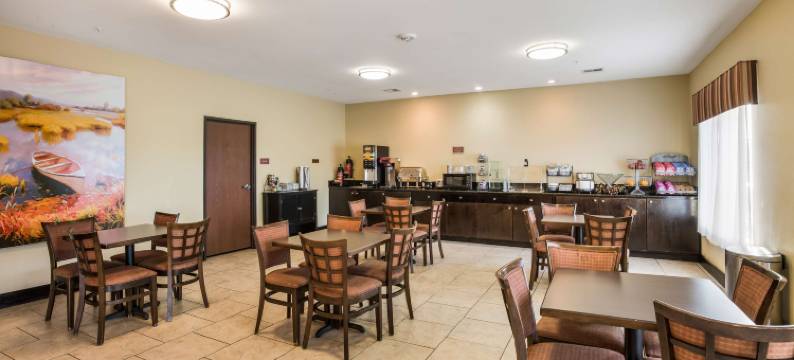 邦基骑士酒店(Knights Inn Bunkie)图片