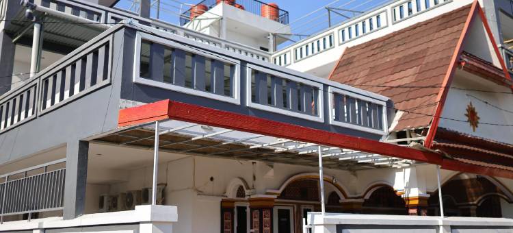 乌尔班维尤欧罗巴马罗斯酒店靠近苏丹哈桑努丁机场-红多兹旗下(Urbanview Hotel Eropa Maros Near Sultan Hasanuddin Airport by RedDoorz)图片