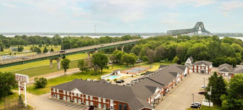 拉维欧列特套房-阿桑德连锁酒店(Les Suites de Laviolette Ascend Hotel Collection)图片