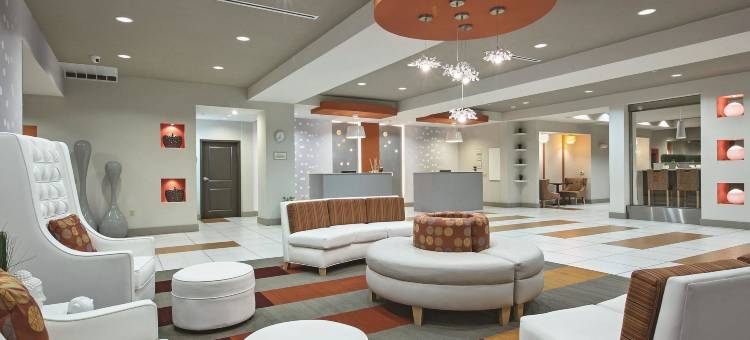 温德姆哈里斯堡-赫尔希拉昆塔温德姆套房酒店(La Quinta Inn & Suites by Wyndham Harrisburg-Hershey)图片