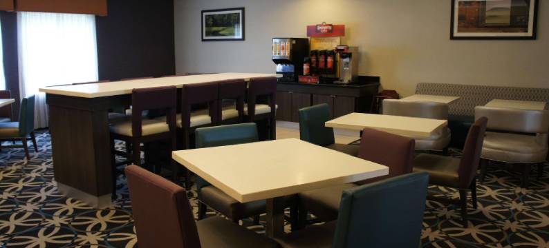 兰伯顿拉昆塔温德姆套房酒店(La Quinta Inn & Suites by Wyndham Lumberton)图片