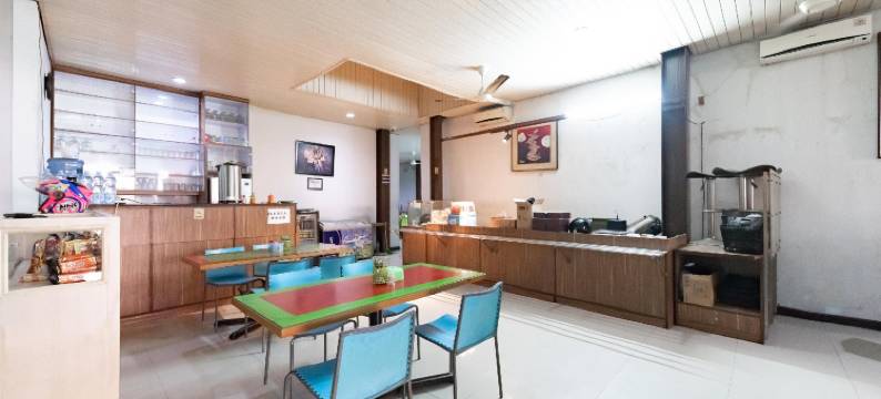 红多兹酒店-近万隆新市场(RedDoorz Near Pasar Baru Bandung)图片