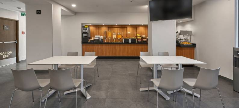 蒙特雷林达维斯塔城市快捷酒店(City Express by Marriott Monterrey Lindavista)图片