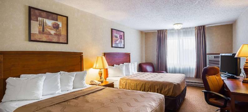 米切尔 I-90 康铂酒店(Quality Inn Mitchell I-90)图片