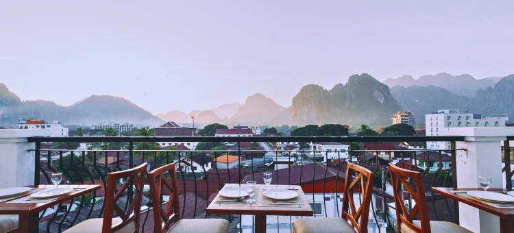 万荣乌多姆辛酒店(Thipphakone Vang Vieng Hotel)图片
