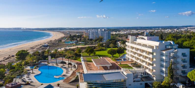 佩斯塔纳阿尔沃尔普拉亚海滩和高尔夫度假村酒店(Pestana Alvor Praia Premium Beach & Golf Resort)图片