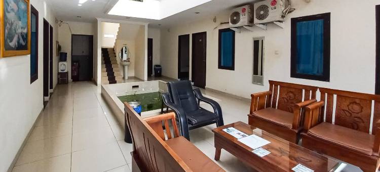 D Cost 19 Syariah Mitra RedDoorz图片