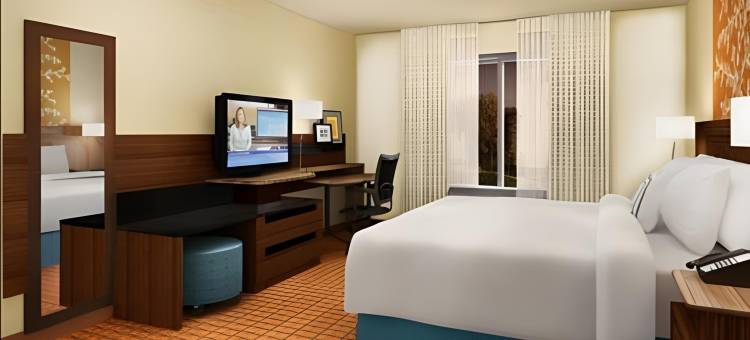 万枫酒店及套房亚特兰大格威内特广场(Fairfield Inn & Suites Atlanta Gwinnett Place)图片