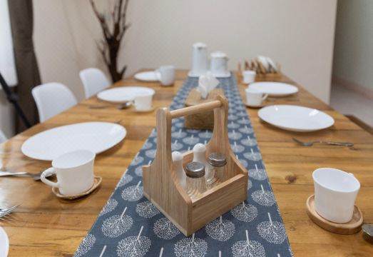 353 Famhouse Hotel Overview