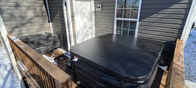 Bourbon Chaser- Horse Park 12min, Ark 30min, Hot Tub, 4 Bedrooms, Walk Downtown图片