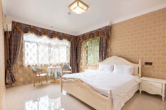 爱的小屋沙滩海边度假别墅(五岛公路分店)