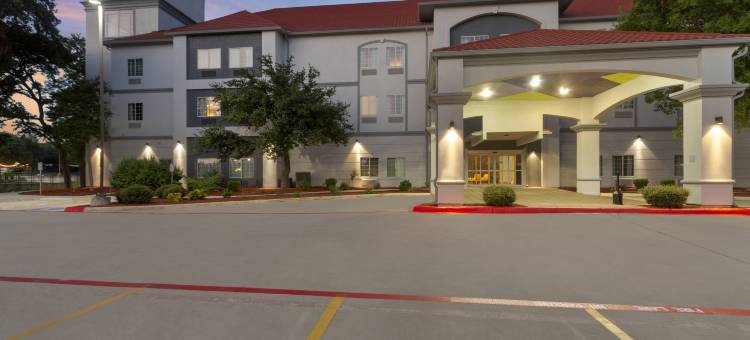 圣安东尼奥多米尼恩希尔顿斯帕克酒店(Spark by Hilton San Antonio Dominion)图片