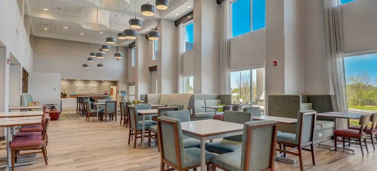 肯塔基州威廉斯敦希尔顿欢朋酒店(Hampton Inn and Suites Williamstown Ark Encounter)图片