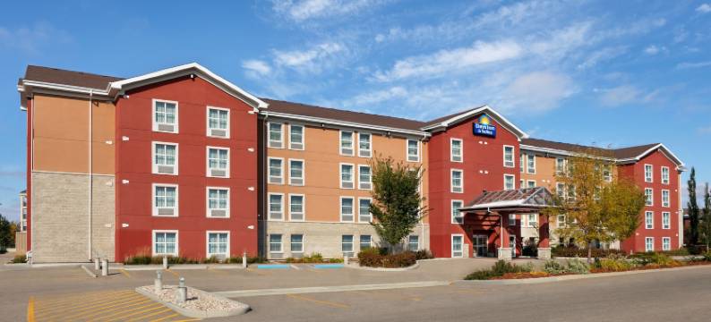 舍伍德帕克埃德蒙顿戴斯套房酒店(Days Inn & Suites by Wyndham Sherwood Park Edmonton)图片