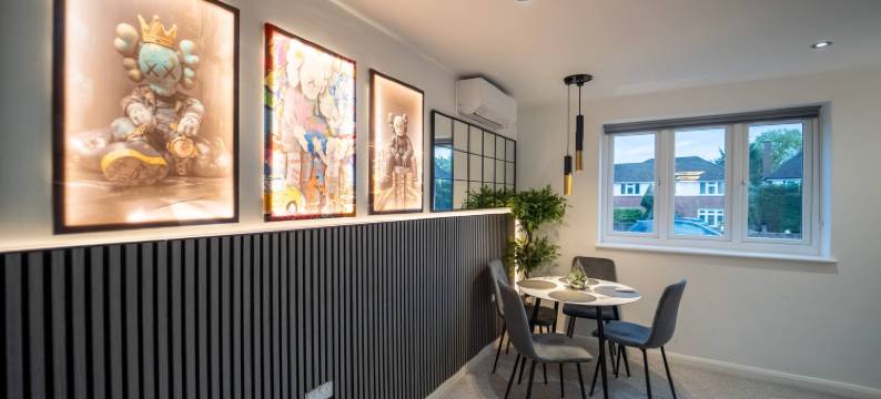 Luxury Retreat, Hot tub,  SK Massage Bed & Tesla图片