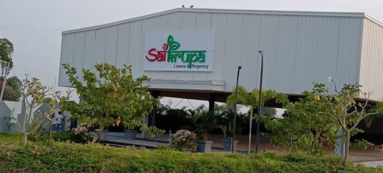 萨伊库帕草坪和摄政酒店(Sai Krupa Lawn and Regency)图片