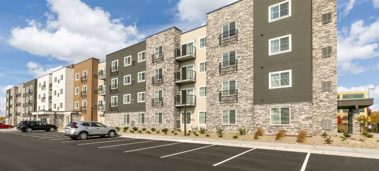 温德姆明尼阿波利斯 - 普利茅斯长住水步酒店(WaterWalk Extended Stay Minneapolis - Plymouth)图片