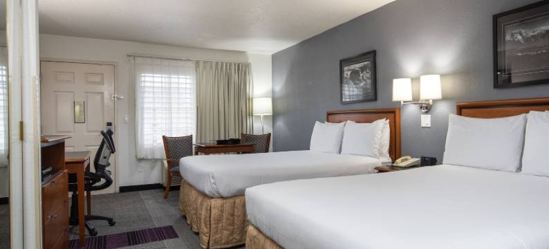 阿瑟顿公园旅馆及套房酒店(Atherton Park Inn and Suites)图片