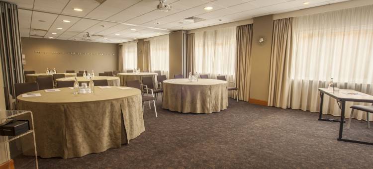 加的夫中心诺富特酒店(Novotel Cardiff Centre)图片