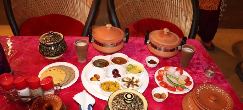 沙漠夜晚酒店(Desert Nights)图片