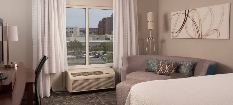 查尔斯顿水岸万怡酒店(Courtyard Charleston Waterfront)图片