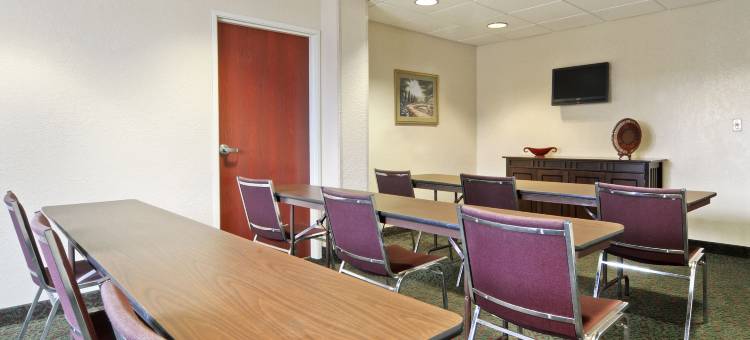 玛丽安娜麦客达套房酒店(Microtel Inn & Suites by Wyndham Marianna)图片