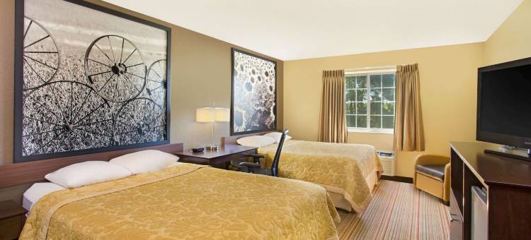 新汉普顿速8酒店(Super 8 by Wyndham New Hampton)图片