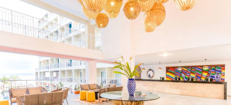 迪卡梅隆码头酒店华美达全包度假村(Decameron La Marina Guayabitos, Ramada All Inclusive Resort)图片