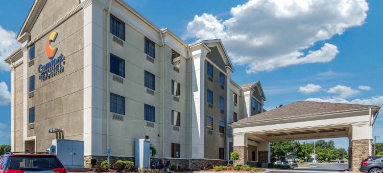 小石城北部麦凯恩购物中心舒适套房酒店(Comfort Inn & Suites North Little Rock McCain Mall)图片