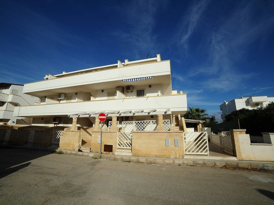 乌真托瑞瓦马勒公寓式酒店