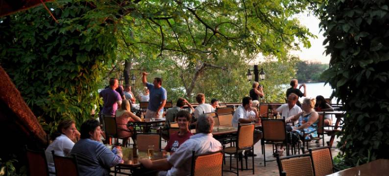维多利亚瀑布海滨酒店(The Victoria Falls Waterfront)图片