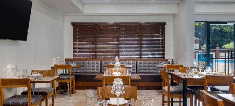 格林斯伯勒机场福朋喜来登酒店(Four Points by Sheraton Greensboro Airport)图片