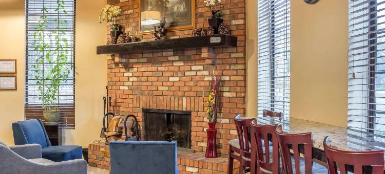 品质酒店-派恩托普湖畔(Quality Inn Pinetop Lakeside)图片