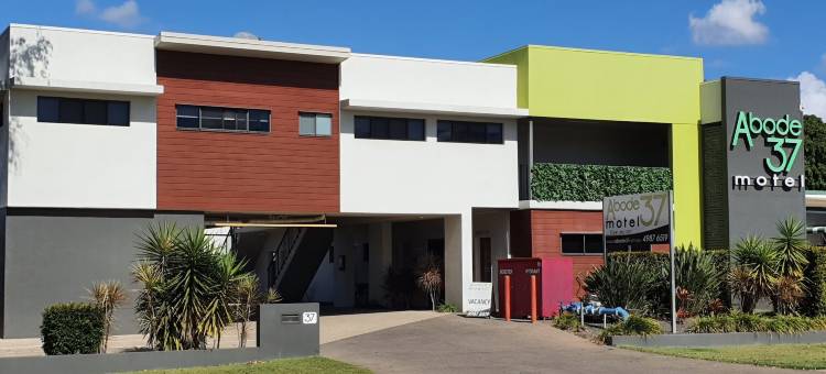 爱墨瑞得阿博德37汽车旅馆(Abode37 Motel Emerald)图片