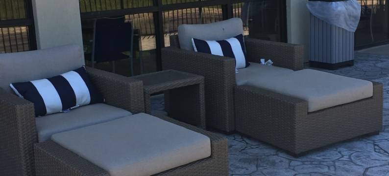 特拉弗斯城温德姆呗盟酒店(Baymont by Wyndham Traverse City)图片